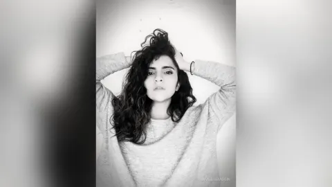 AmeliieMoon — Black and white