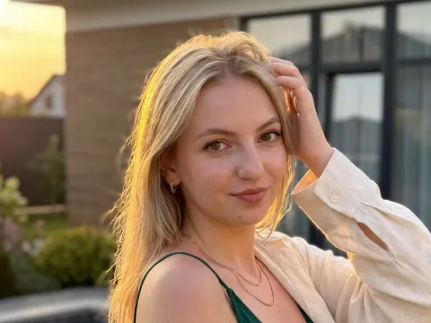 MauritaSaborio cam model