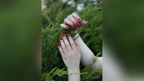 AdelLonsford — nails