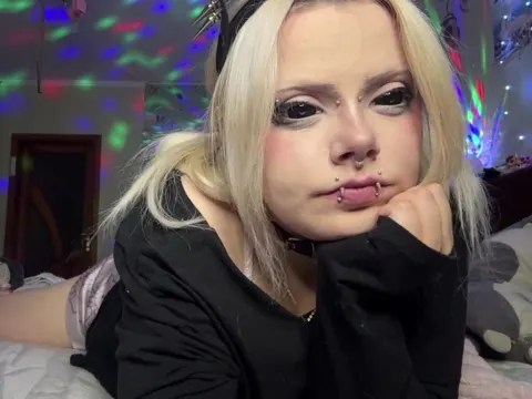 MasakoPoulisse cam model
