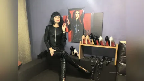 DianKrouse — Cou boots