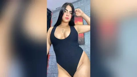 EstefaniRous — Yummy 🔥