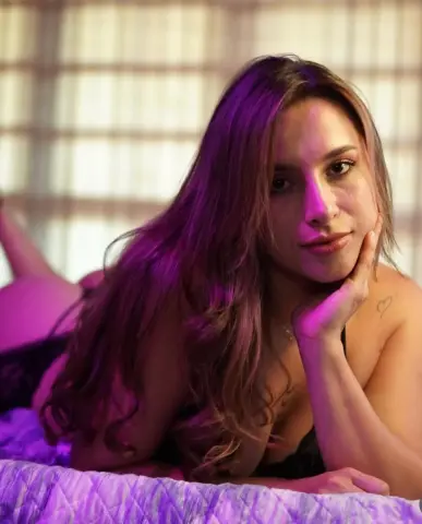 Moon_Velvet — Streamate Photos