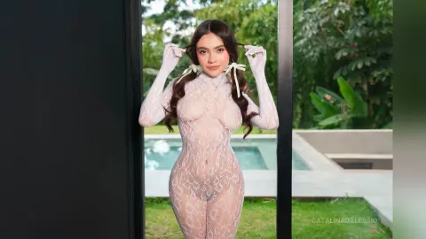 CatalinaDalessio — I love fishnet