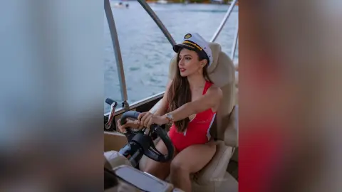 GabyPastori — baywatch!