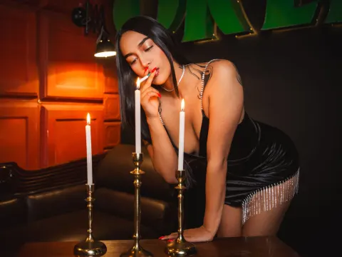 EmmaAshtons cam model