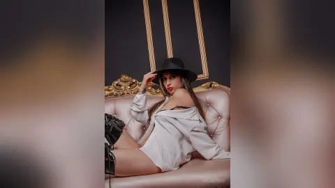 LeilaGodes — 👑