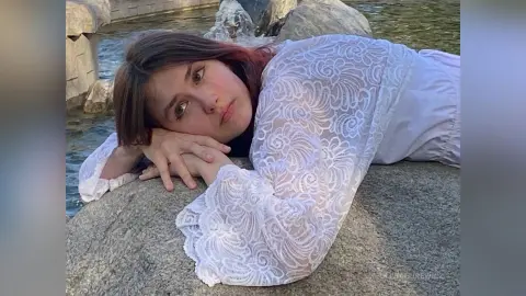 OliviaHurewicz — 4