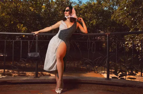RafaellaCaruso — Streamate Photos