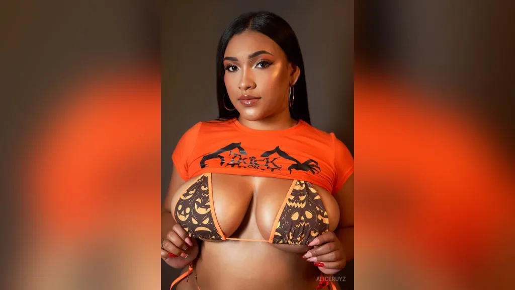 AliceRuyz — Halloween🎃