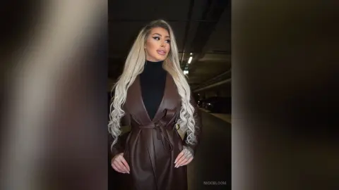 NickiBloom — porn porn