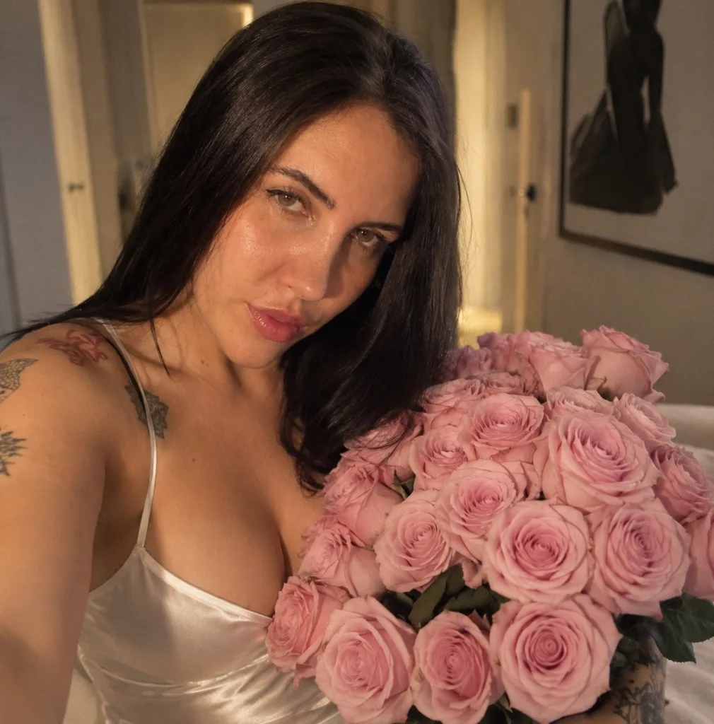 LolaDeLux — Streamate Photos