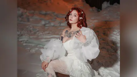 MelanieStoyn — 𝚋𝚛𝚒𝚍𝚎