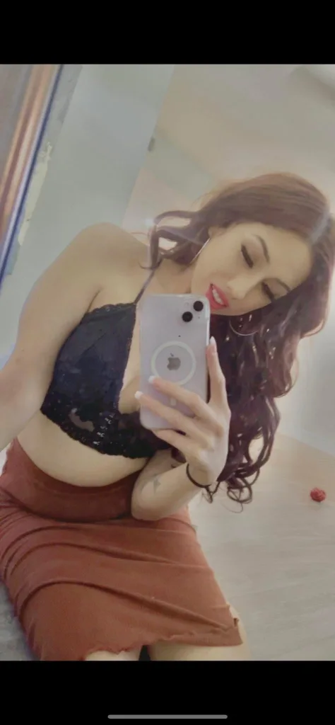 SpicyLilMami — Streamate Photos