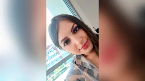 EmmaVel — Casual😘