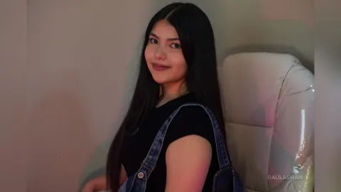 DalilaSwan — casual girl