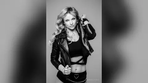 GabrielleVoss — Your Goddess