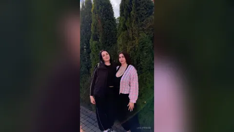 LesleyPaige — 𝒶 𝓇𝑒𝒸𝓉 𝓌𝒾𝓉𝒽 𝒶 𝒻𝓇𝒾𝑒𝓃𝒹