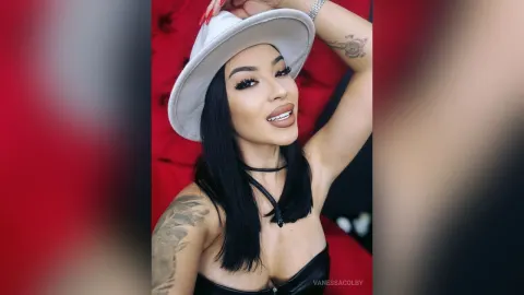 VanessaColby — FinDom