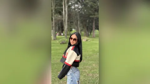 LisaNoback — Sexy Jacket 🥺