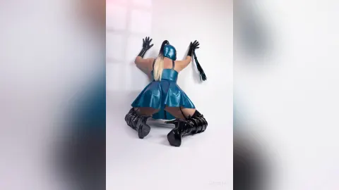 JadeeLion — Blu Latex