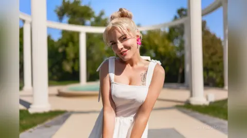 JessieBond — Pure Desire