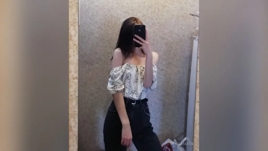 EmilliaFox