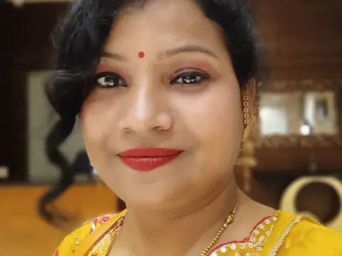 NiyaaStream cam model