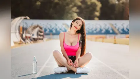 Julya — Run with me