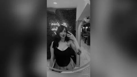 LiaWells — ✨✨