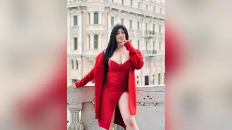 KamillaRey — Lady in Red...hmm