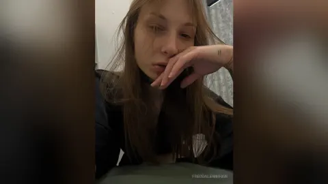 FreddaLennihan — 🌞 Smile & Good Vibes 💖