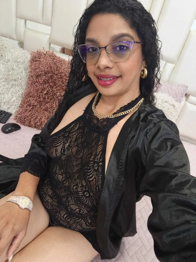 Cecilia_Tickson — Streamate Photos