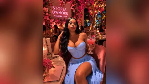 ElieLaurent — SexyLatina
