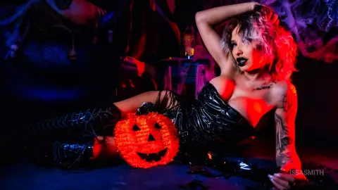 IssaSmith — Boo-Halloween