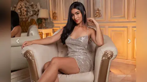 LiaValtori — 👄😏