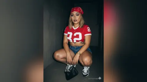 CattleyaBron — Bad girl