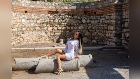 JuliaHayss — juliahayes in kusadasi