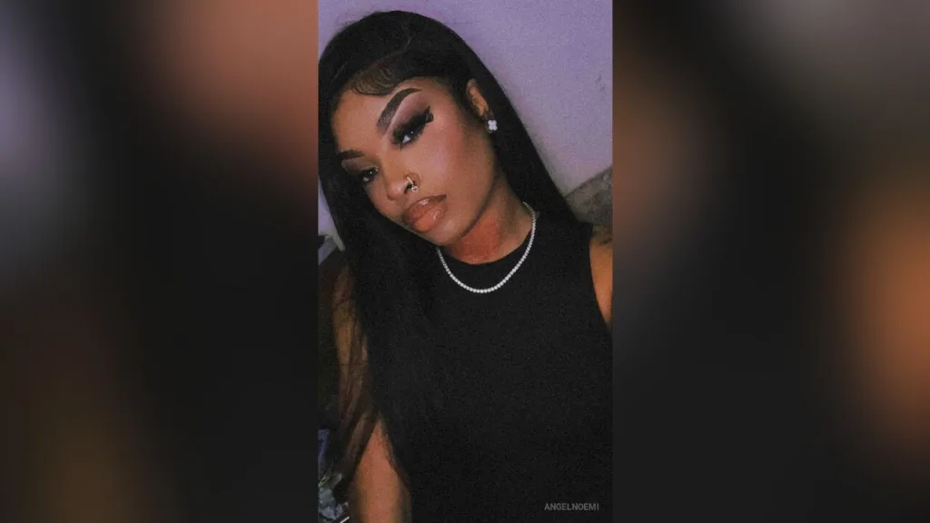 AngelNoemi — -XOXO