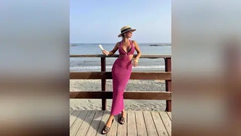 RachelVixen — Seaside walk🥰🥰