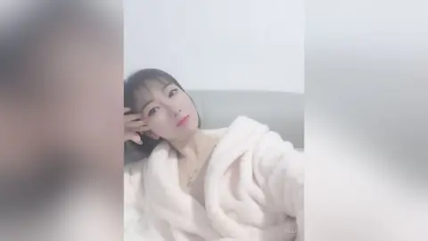 MLLi — Do you want to know me?