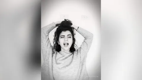 AmeliieMoon — Black and white