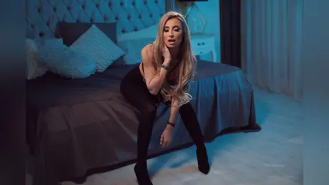 Emma — Silky Touch