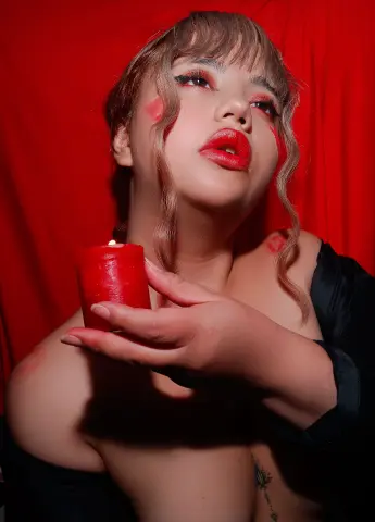 BelleVivienne — Streamate Photos