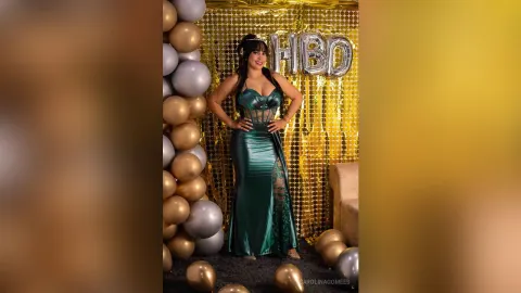 CarolinaGomees — 🥳