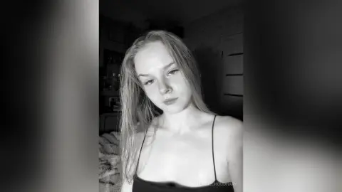 TempieChoudhary — Do you like me?)