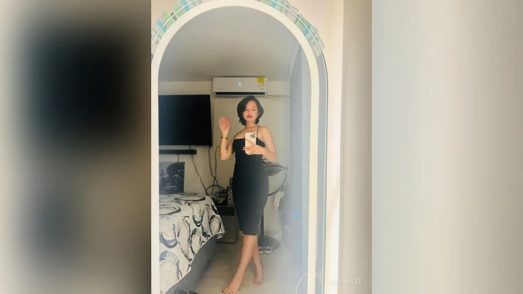 VaniahLee — Random pics