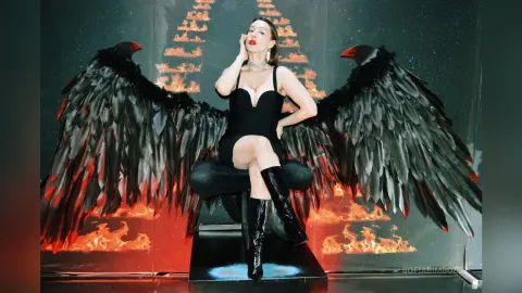 SofiaBimboss — On the throne