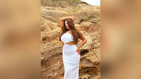 ValeryCohen — sexy in the desert