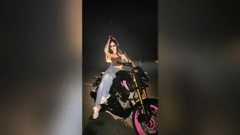 SukiiStark — Wanna ride? 